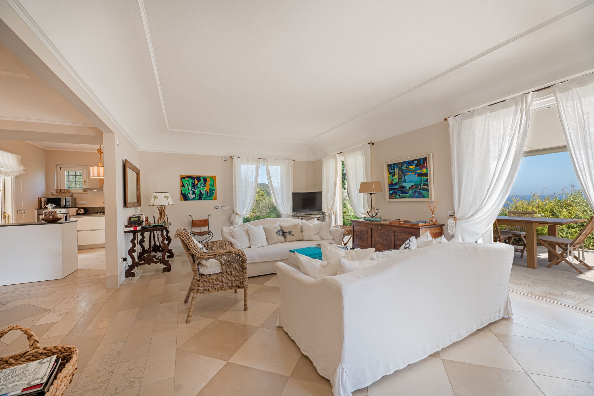 Panoramica della zona Living di Villa Ondina